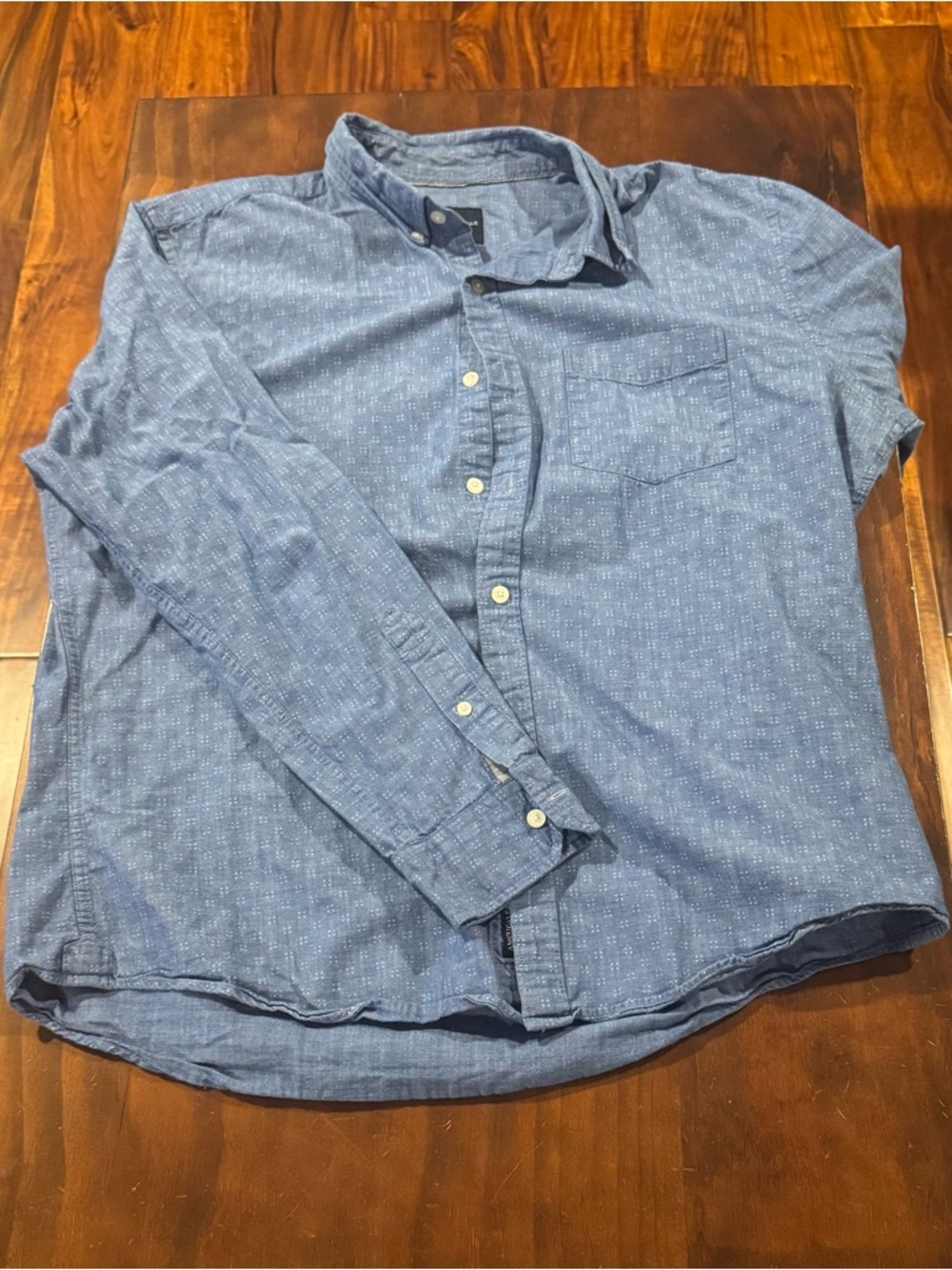 American Eagle Outfitters Light Blue Patterned Button-Down Shirt